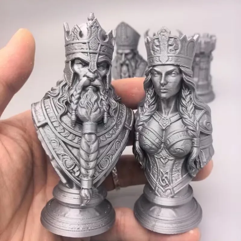 قطع شطرنج مطبوعة بتقنية ثلاثية - مراجعة Board Game Queen وسعره